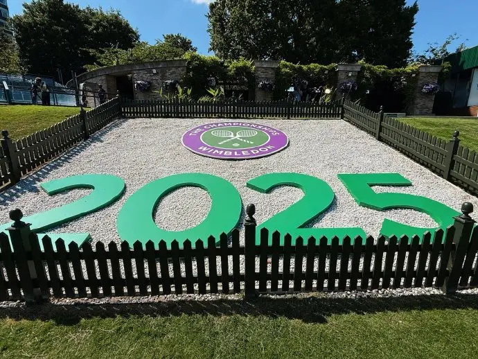 富才配资 阿卡输抢七进八强，弗里茨收大礼，萨巴十连胜女仆，张帅吞蛋惨败